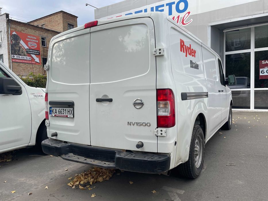 Надійний вантажний фургон з пробігом NISSAN NV1500