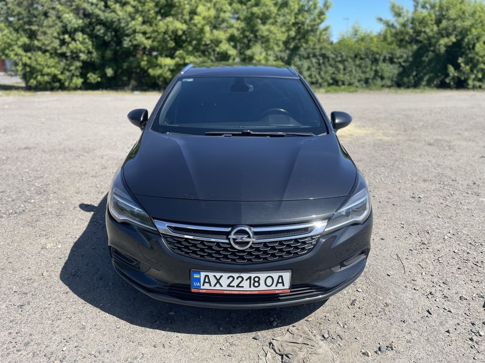 Opel Astra 2016 г