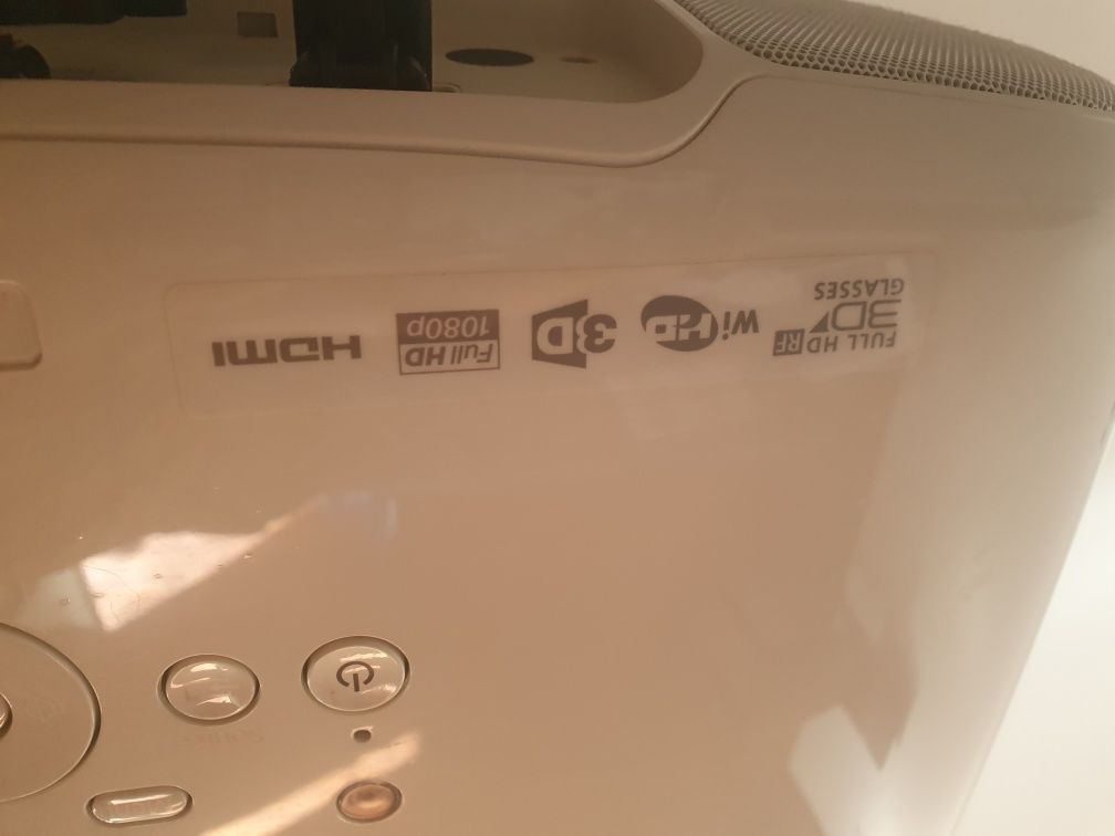 Projektor bezprzewodowy 3D FHD Epson 3020e EH-TW6100W nowa lampa WiHD