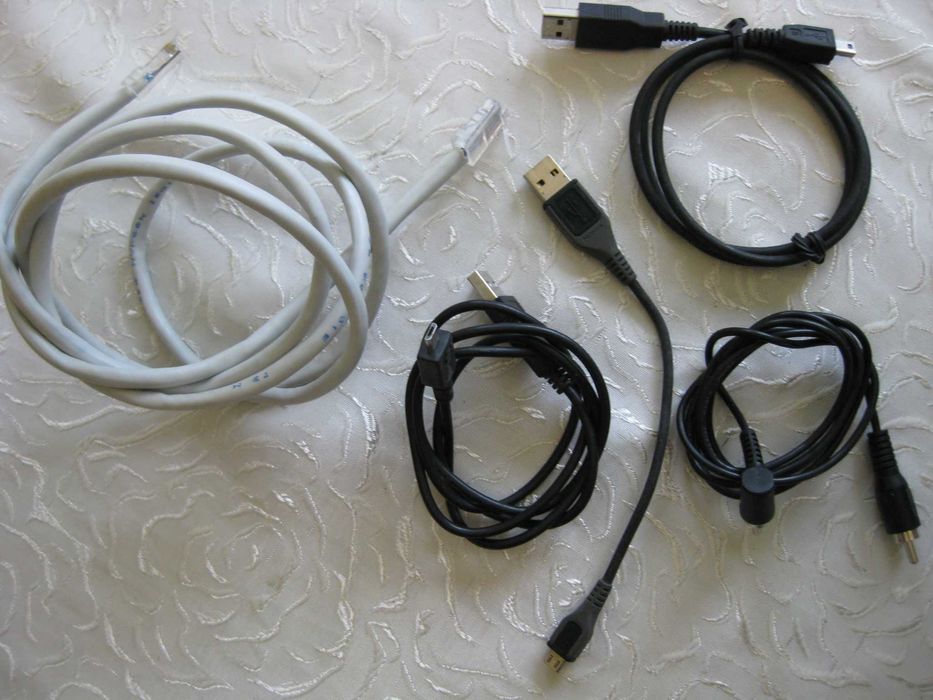 Кабелі з"єднувальні для електроникі.