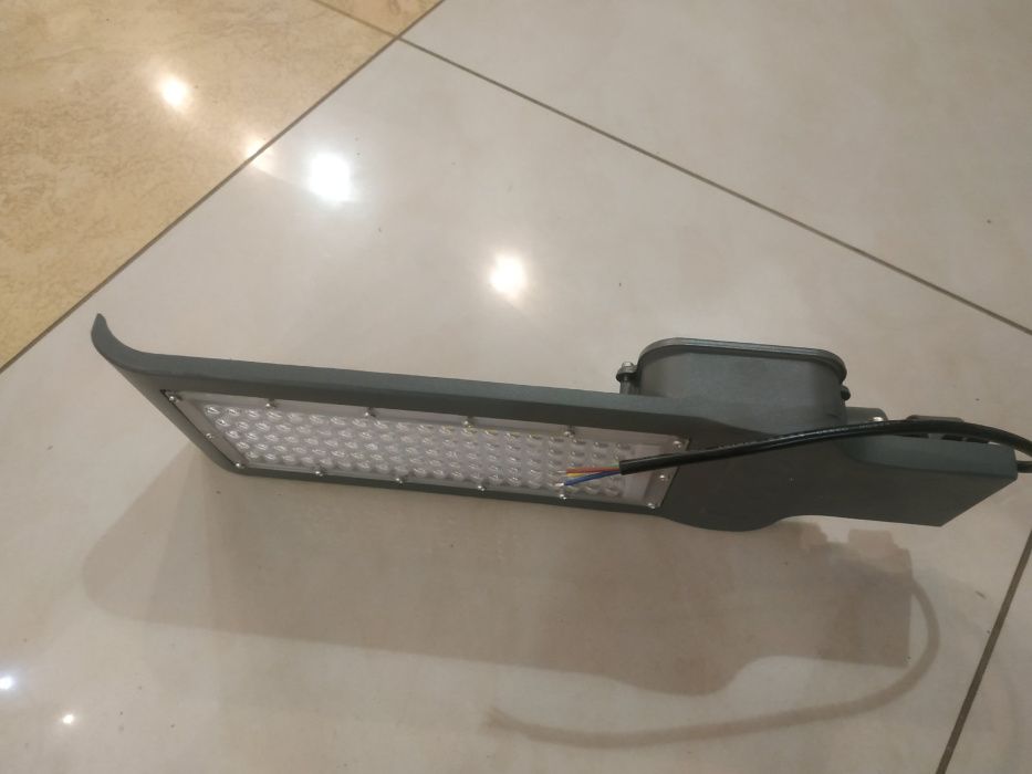 Вуличний ліхтар LED на стовп ДКУ 30/50Вт 6000Лм IP65 гарантія 2 роки