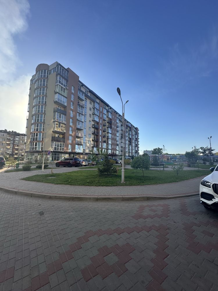 Продаж 3 кімнатноі квартири Жк Фоворит