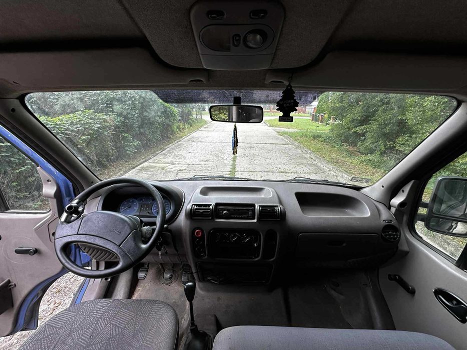 Renault Master 2.8 diesel 2000 rok Sprawny Ważne Opłaty Bus
