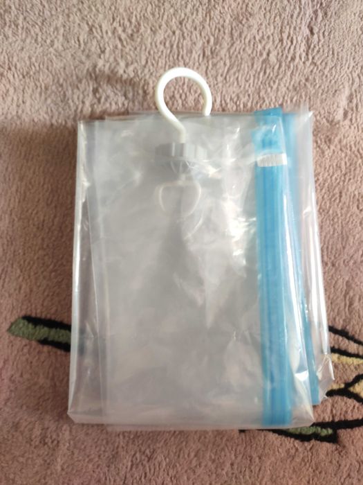 Пакет вакуумный с вешалкой 140х70 Новый