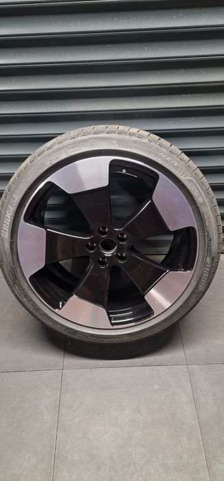 Felga VW ID BUZZ R-LINE 1T3. R21