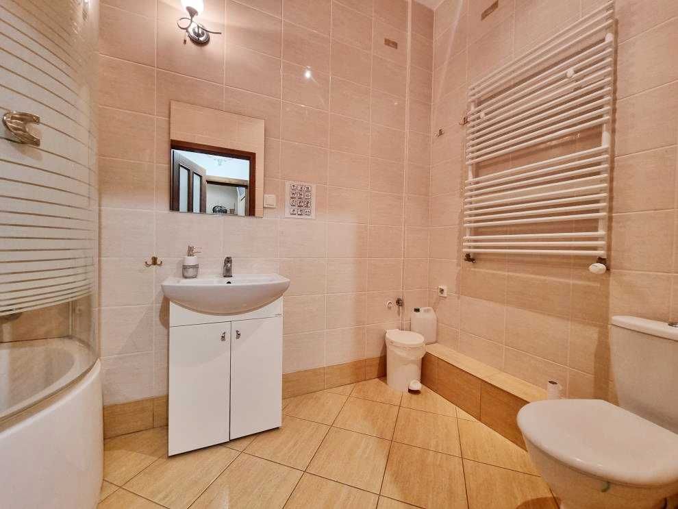 Płock, CENTRUM - lokal do wynajęcia , w budynku winda