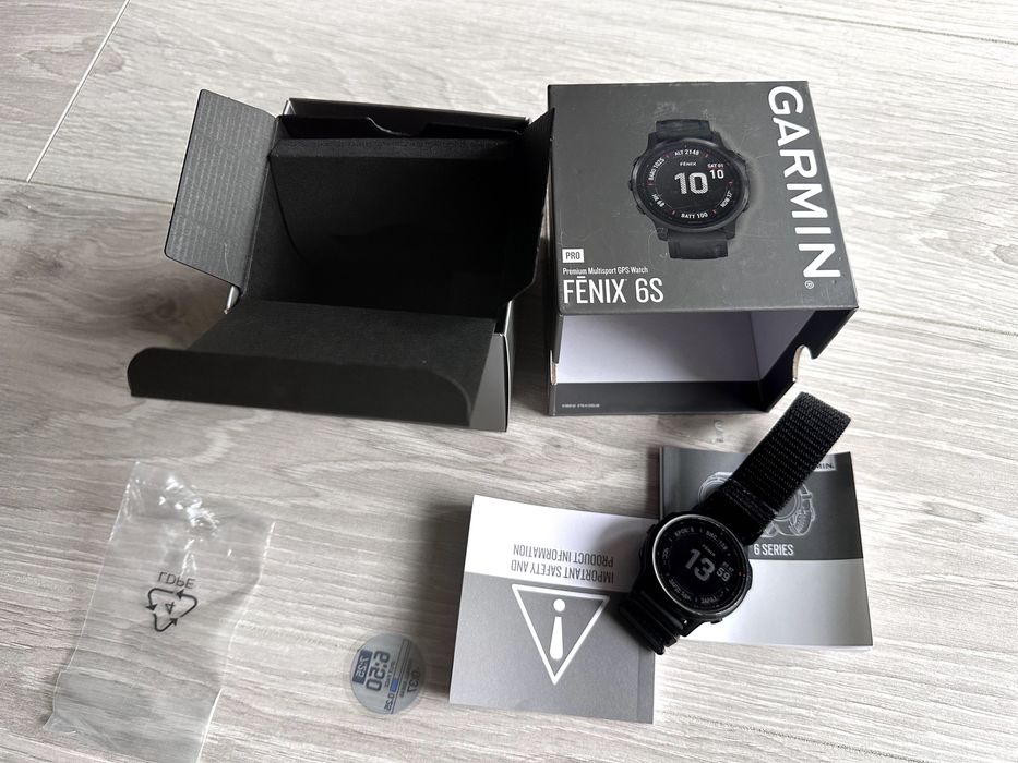 Смарт-годинник Garmin Fenix 6S Pro