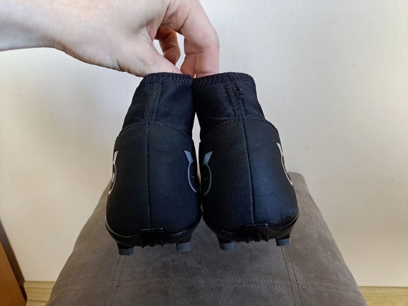 Korki Nike Superfly 8 Club FG rozm. 42,5 buty piłkarskie