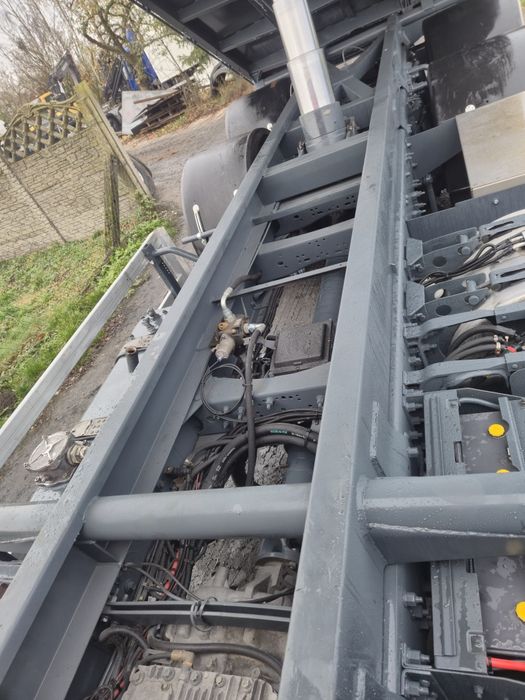 Volvo FM 330 wywrotka 3 stronna