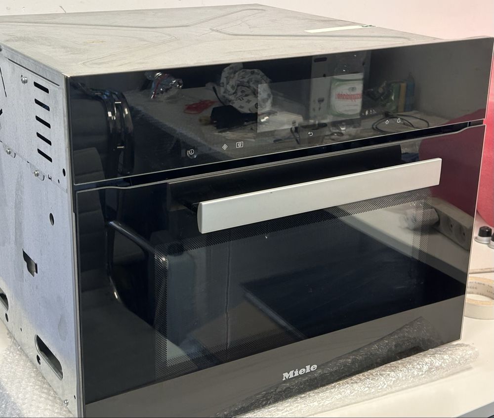 Miele – piekarnik kompaktowy z funkcją mikrofali H6800-1BM