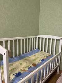 Дитяче ліжко 0-3 роки з матрацом та мʼякими бортиками