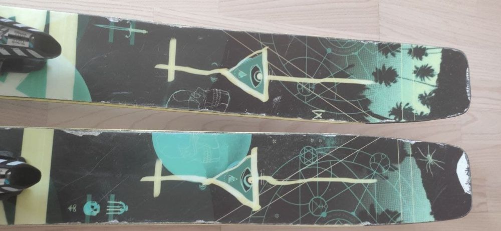 Лыжи Deathwish Moment с креплениями, отличное состояние