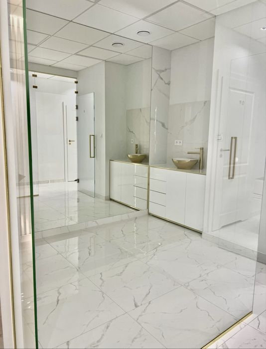 Wynajmę gabinet i stanowisko manicure Warszawa