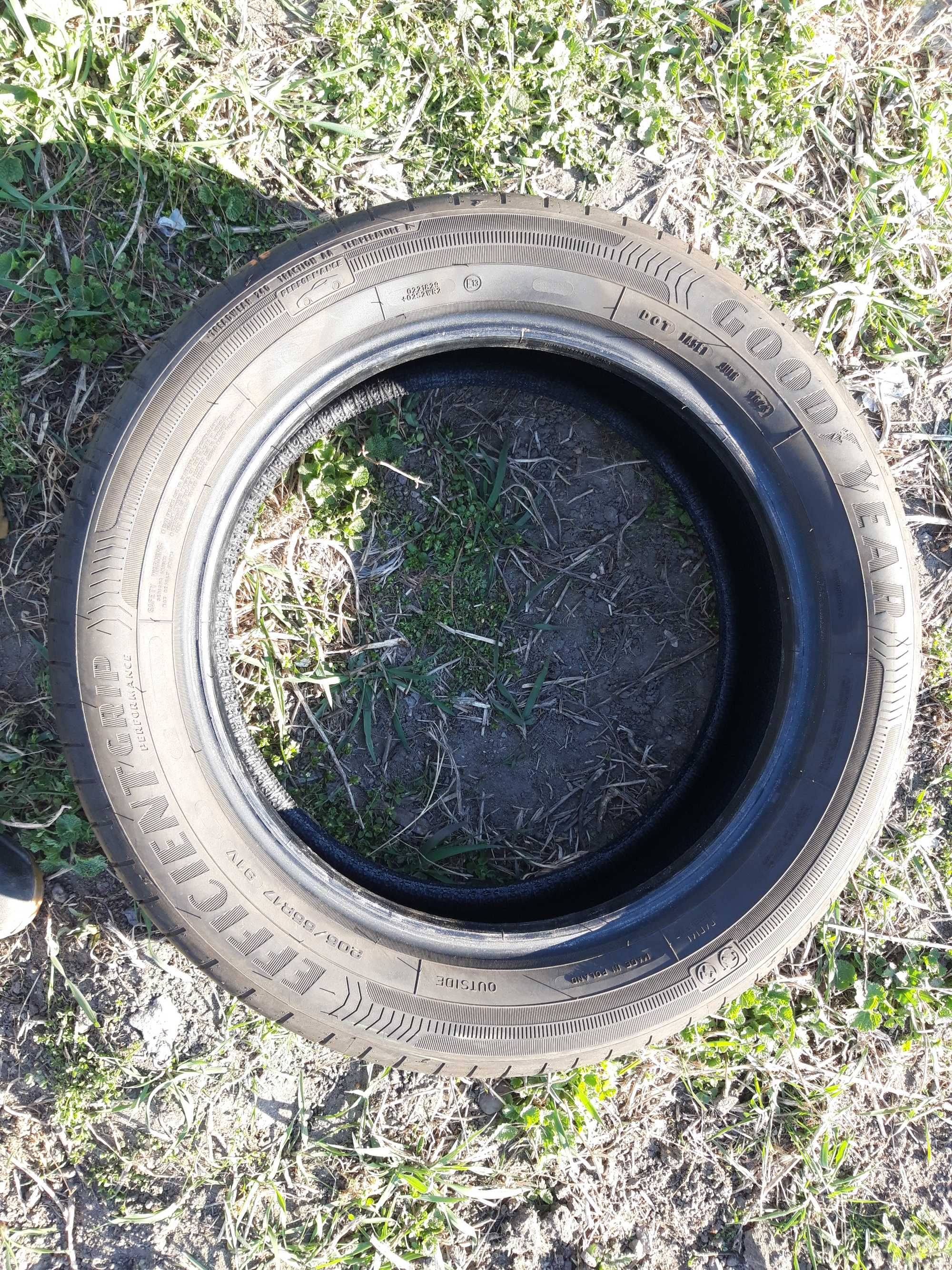 205/55/17 91V Goodyear Efficient Grip Performance