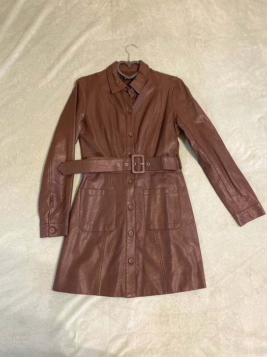 Сукня з штучної шкіри, шоколадного кольору