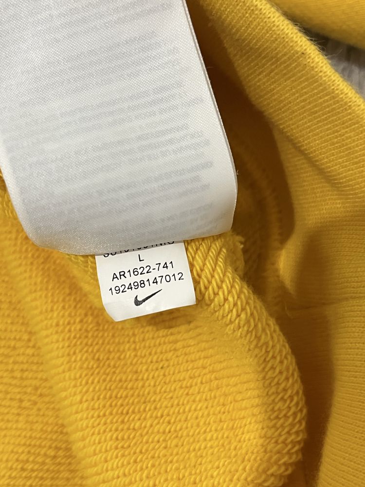 Nike r. L zolta meska bluza oversize