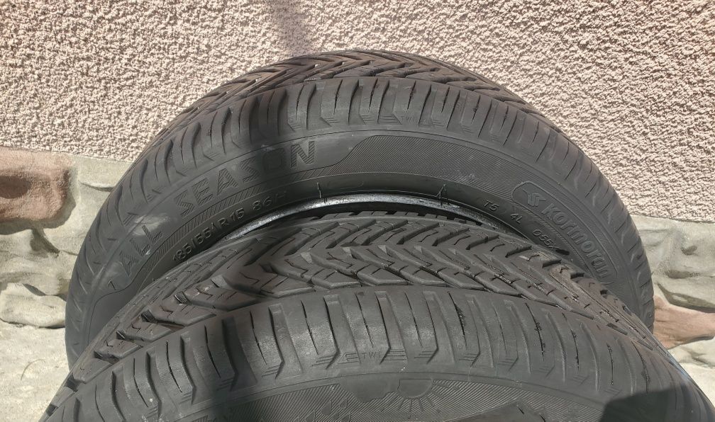 Шини 185/55 R15. Всесезонні.