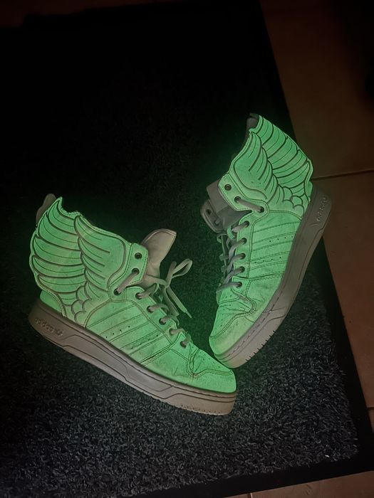 42Vintage Rare Jeremy Scott Adidas wings