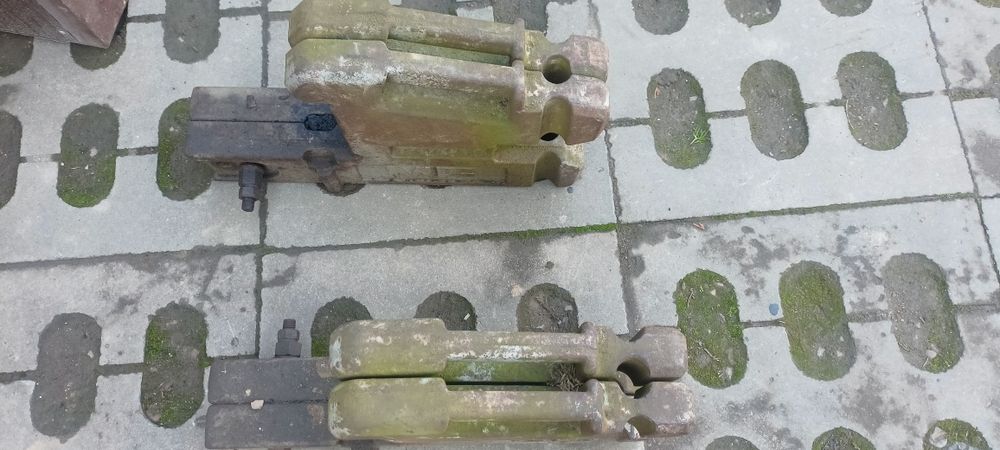 Obciążniki odważniki 4szt  MF 255 Ursus 3512, 4512 4x30kg