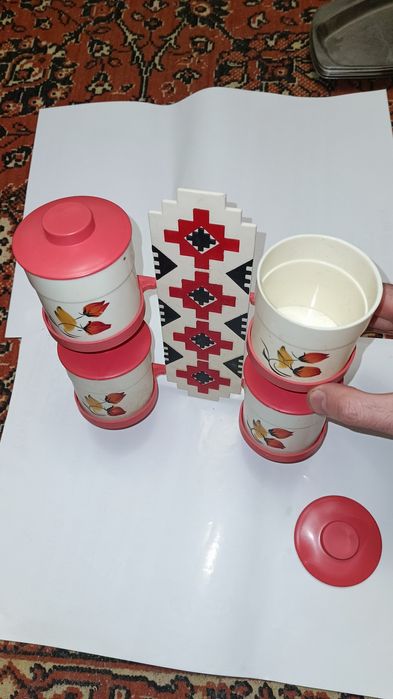 полка для специй, винтаж, полка, баночки для сыпучих