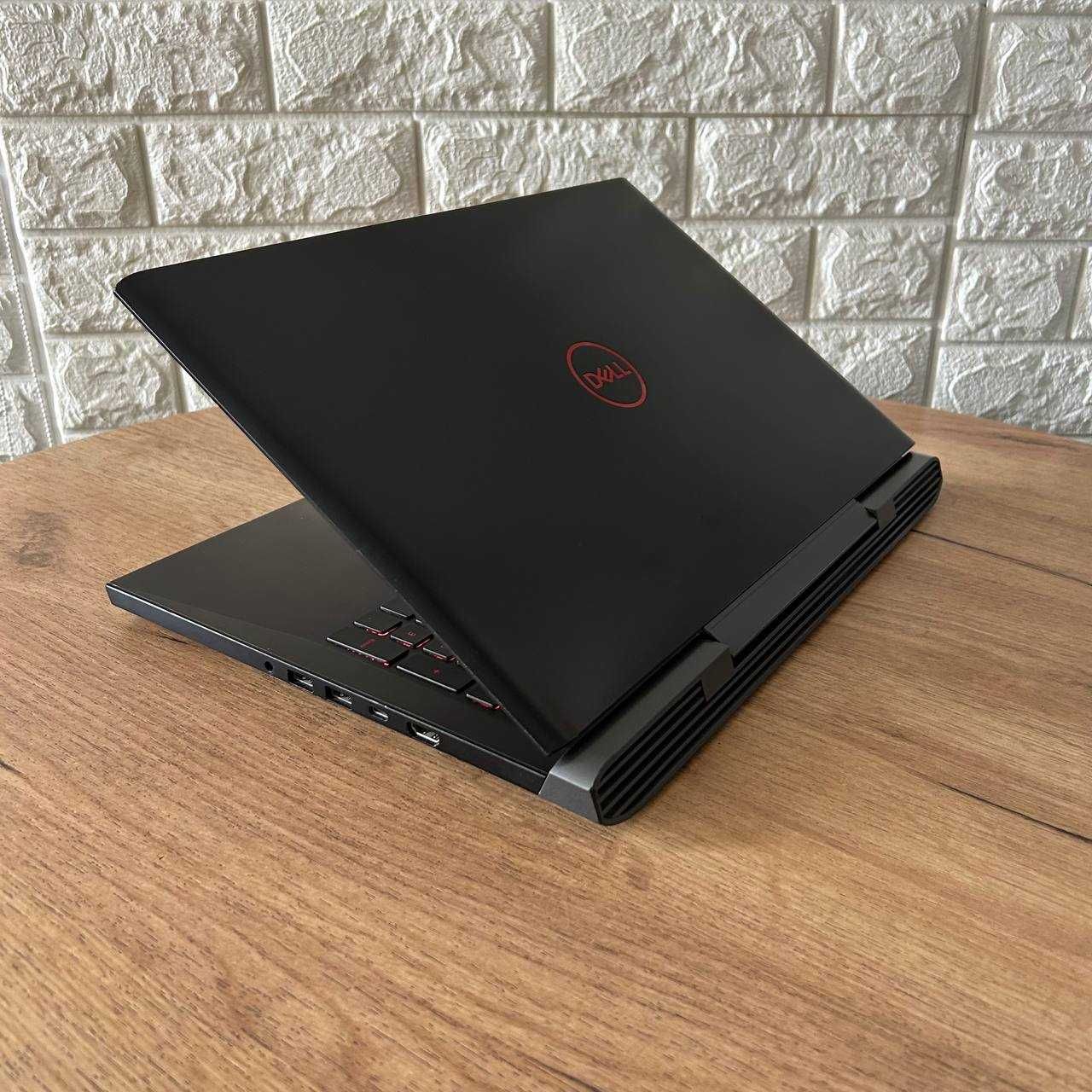 Dell Inspiron 7577	15,6" FHD IPS i5 7300HQ 8Gb SSD 256Gb GTX 1060 MaxQ