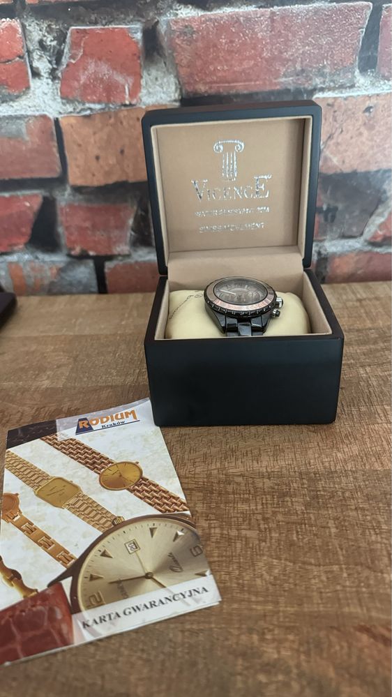 Zegarek Vicence Ceramic Chronograph z 585p zlotą ramka