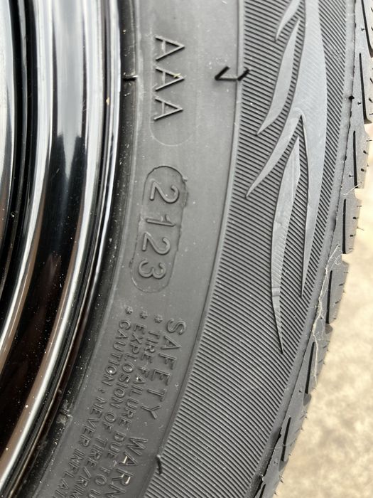 Диски шини резина Volkswagen Polo