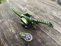 Zdalnie sterowany pilotem smok, dinozaur WowWee