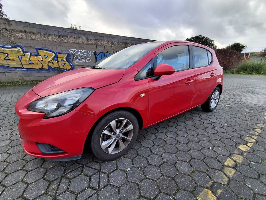 Opel Corsa 1.2 color edition