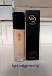 Trwały podkład mineralny Giordani Gold Oriflame  light beige neutral