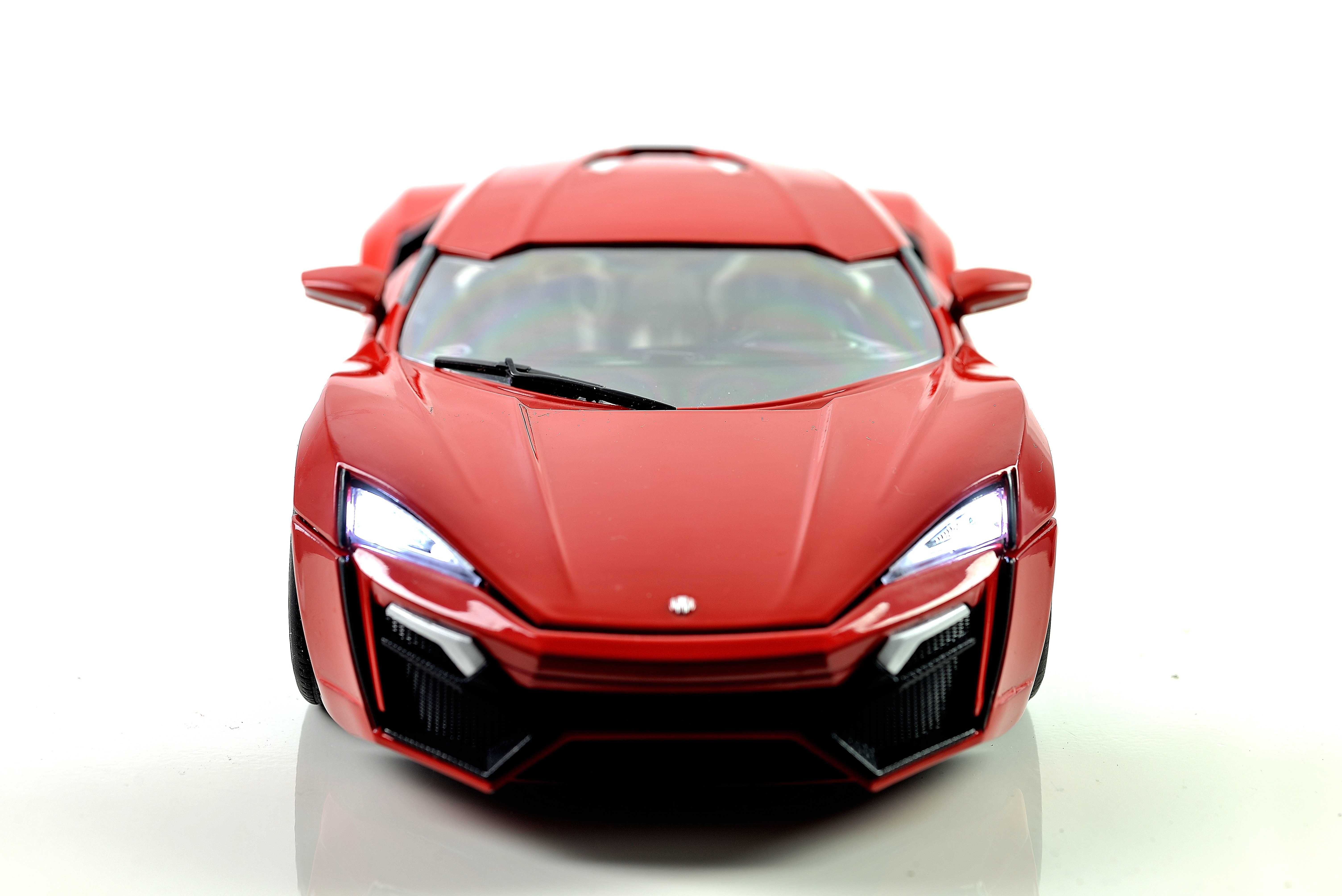 Lykan Hypersport model pojazdu 1:18 "Szybcy i Wściekli"+figurka