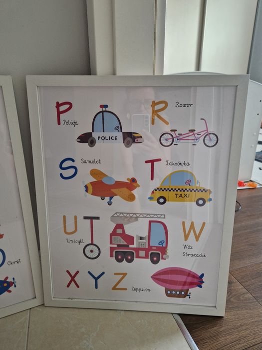 Meble Meblik komoda i szafka plus łóżko idealne do małego pokoju