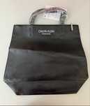 Calvin Klein Fragrances torba czarna A4