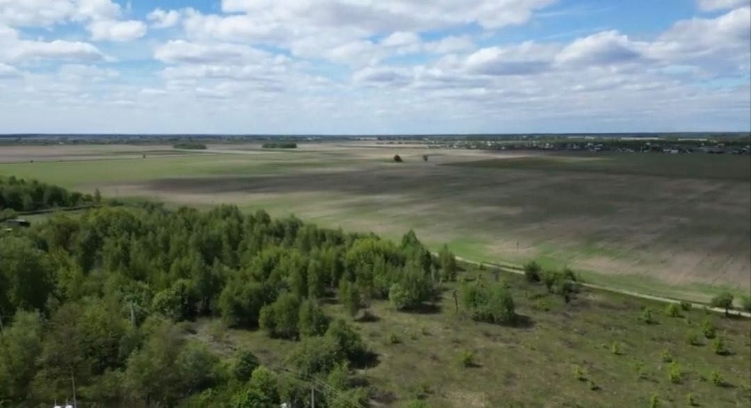 Земельна ділянка під Києвом