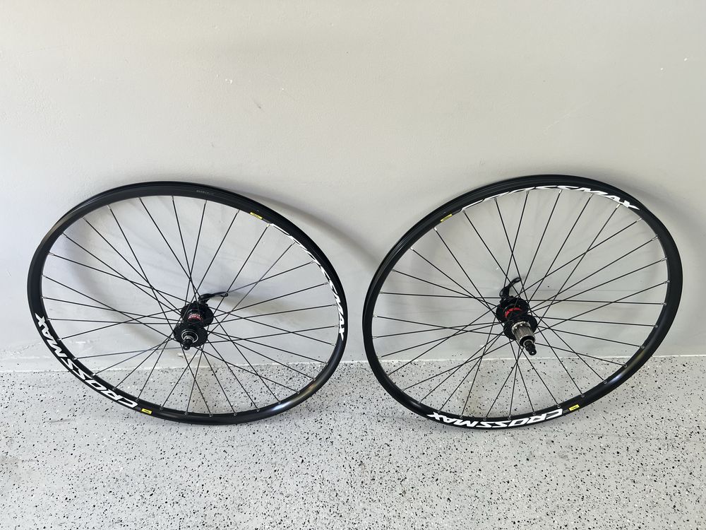Koła rowerowe MTB XC 28, 29, 700C maszyny Novatec Mavic Sapim