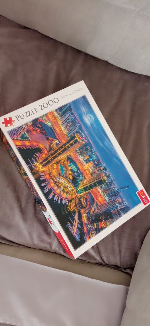 Puzzle 2000 sztuk