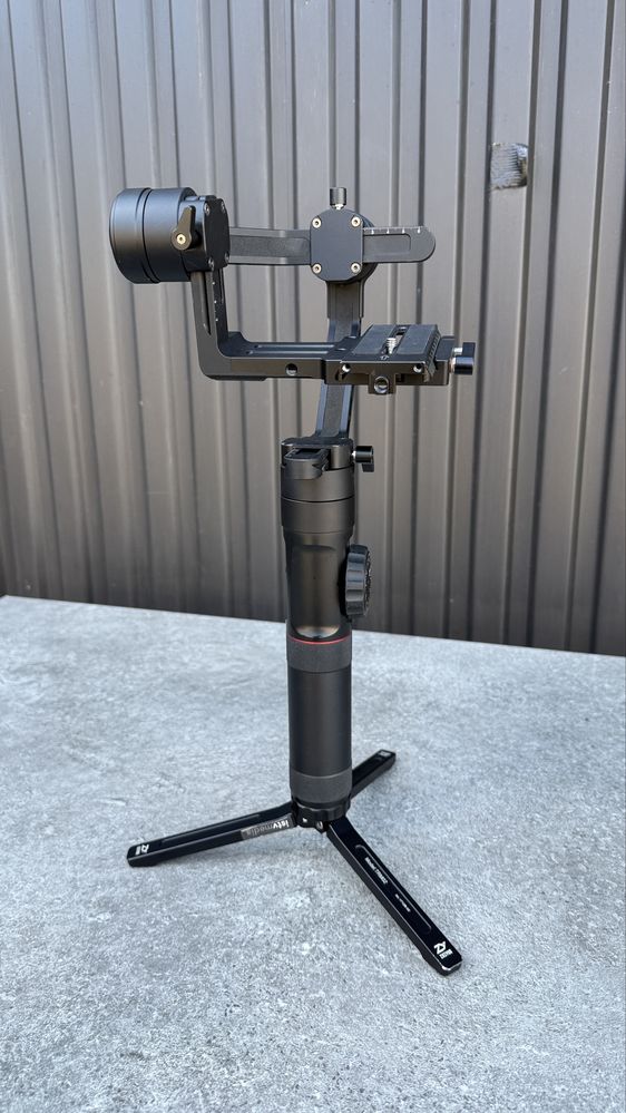 Zhiyun Zhiyun Crane 2 - kilka razy używane