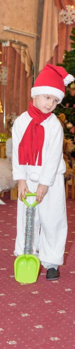 Новорічний костюм сніговика