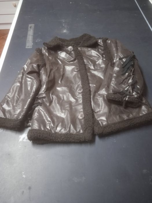 Casaco em napa tipo cowboy