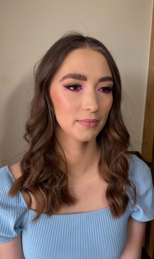 Makijaż make up plus fryzura włosy fryzjer z dojazdem Kielce