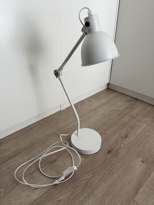 Lampka na biurko uzywana okazja