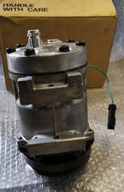 Kompresor Klimatyzacji Chrysler Voyager II i III oryginał MOPAR NOWY