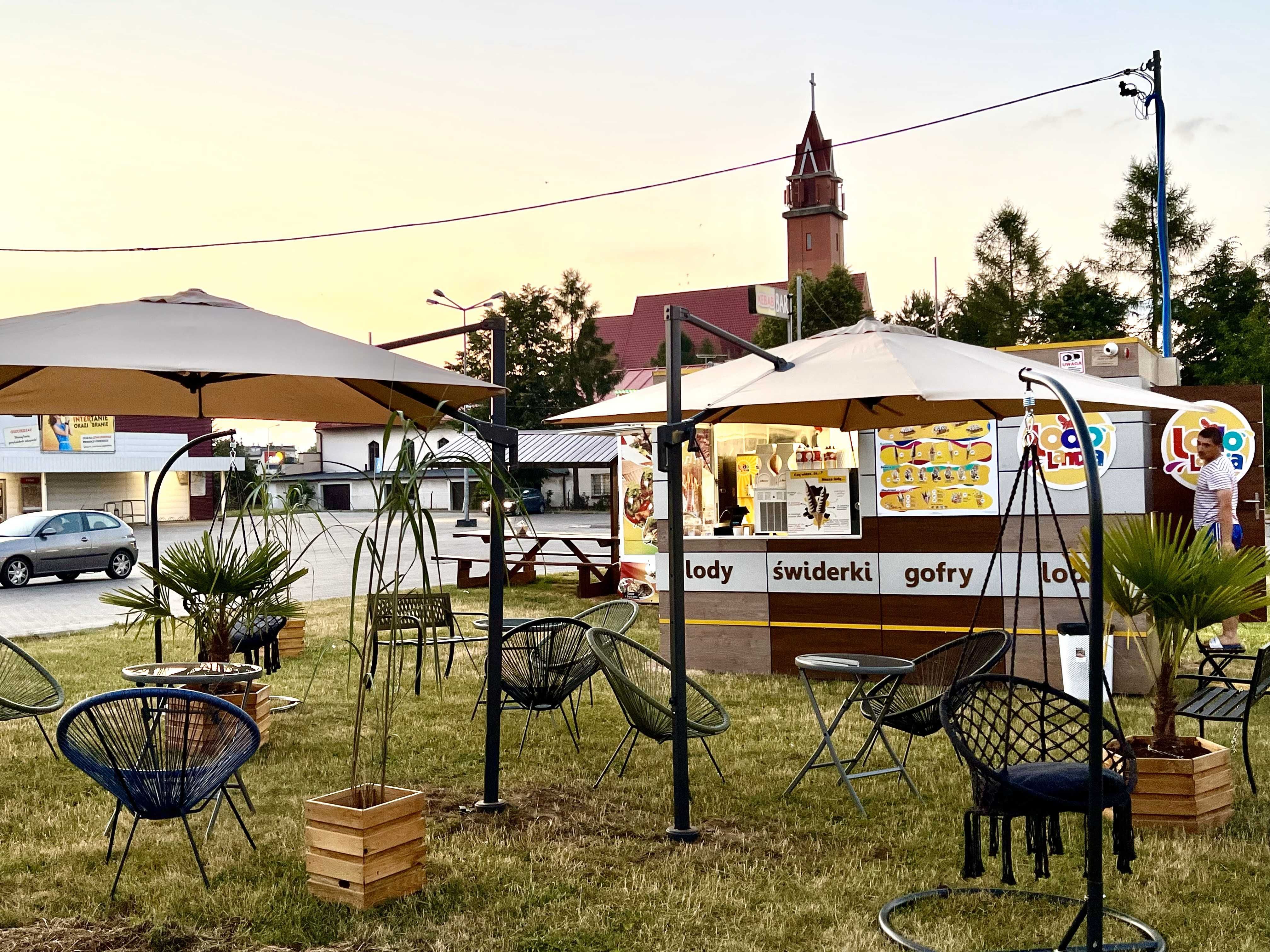 Przyczepa gastronomiczna(lodziarnia)wyposażoną+miejsce w Aleksandrowie