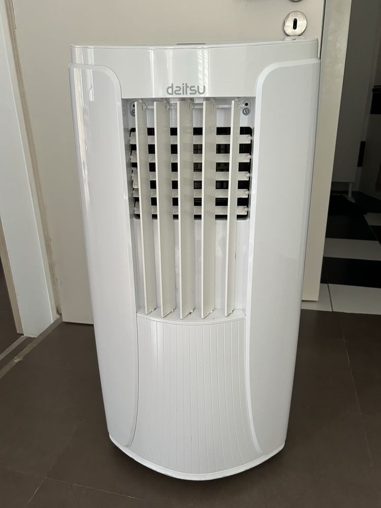 Ar condicionado portátil Daitsu modelo APD-12HK2
