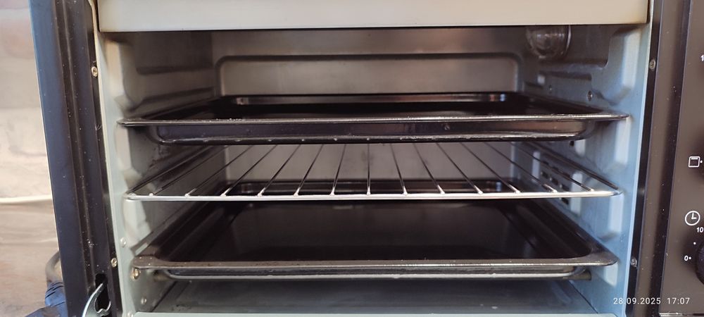 Mini piekarnik Zilan ZLN0980 19 l czarny, stan bardzo dobry