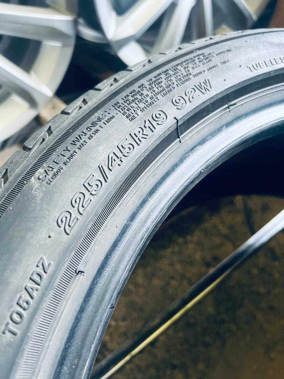 Шини Резина Літні 225 45 19 Bridgestone Turanza T005 [18-20] 4шт