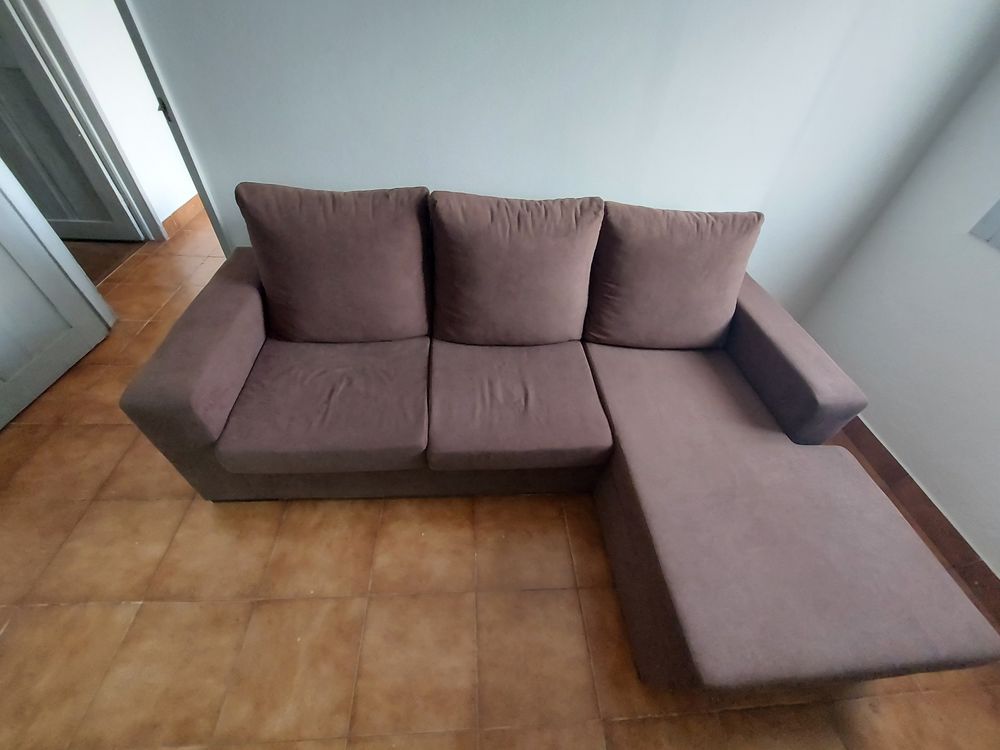 Sofá com chaise long