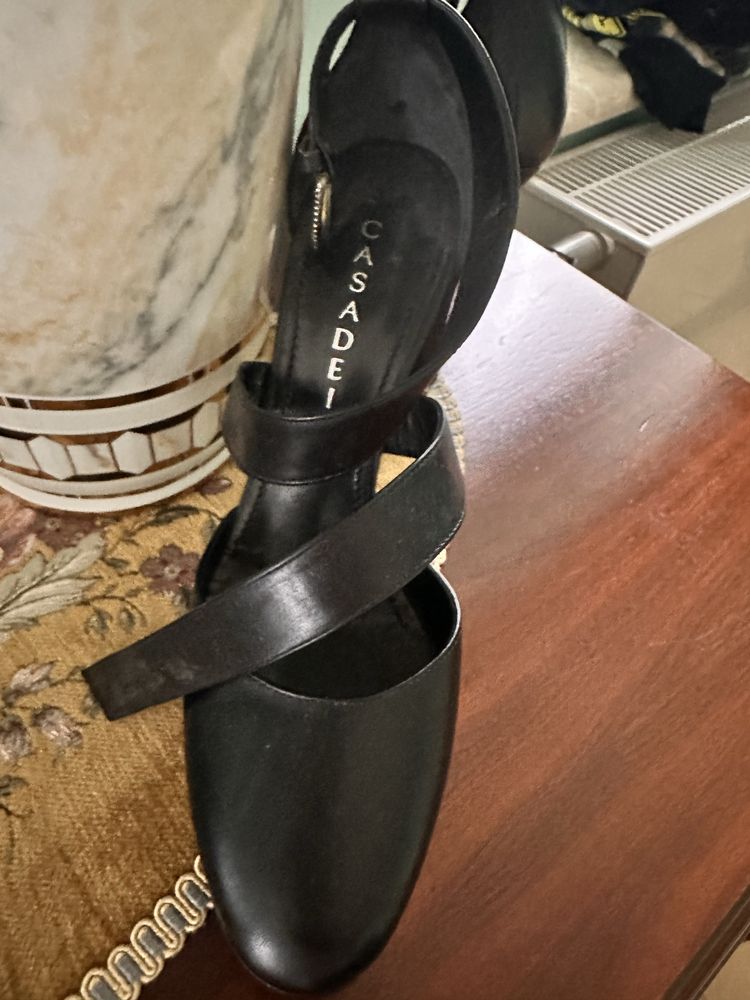 Czarne buty Casadei 39 rozmiar