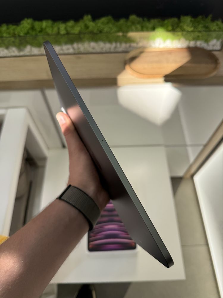 Б/у iPad Pro 11’ M1 256Gb Wi-Fi Space Gray