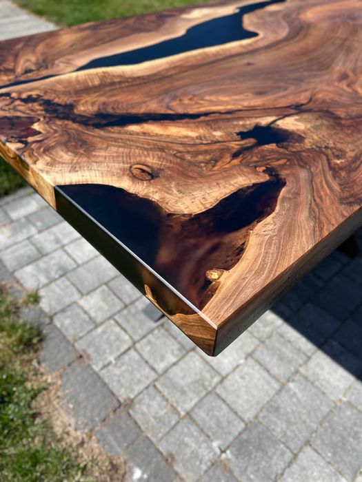 Loftowy stół do jadalni orzech włoski żywica epoksydowa #34